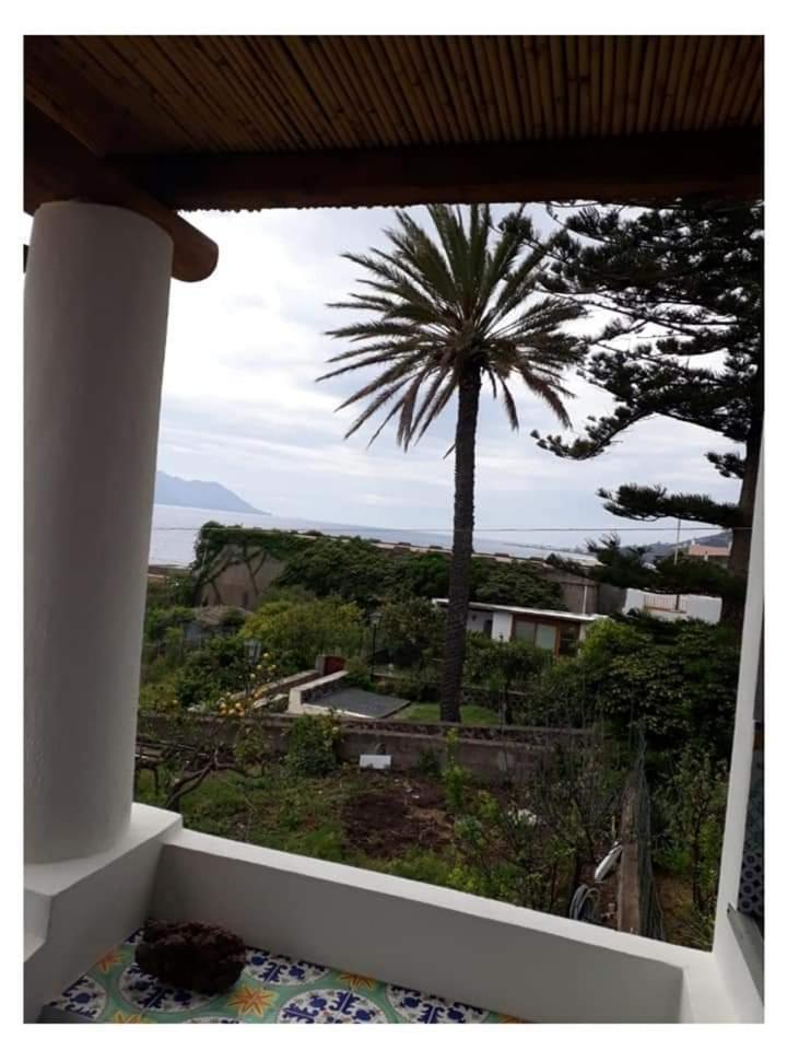Villa Insolia Santa Marina Salina Oda fotoğraf